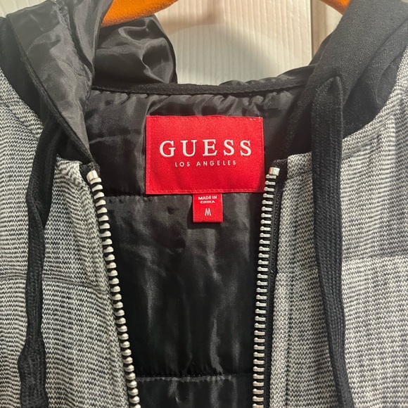 Like New Men's Black and Gray Hooded Zipper Guess Size Large . - Picture 3 of 14